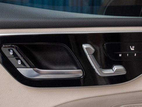 Certified 2022 Mercedes-Benz C 300 Sedan image 18