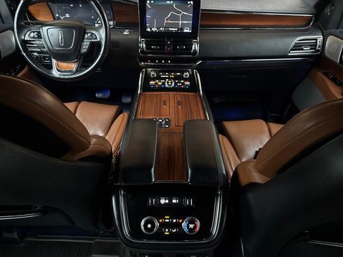 Used 2019 Lincoln Navigator Reserve w/ Cargo Package image 63