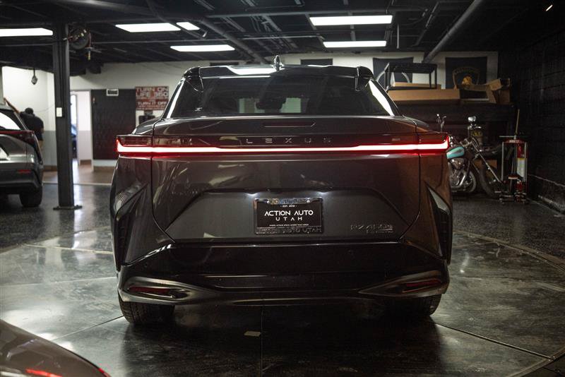 Used 2023 Lexus RZ 450e Premium w/ Technology Package AWD/4WD image 6