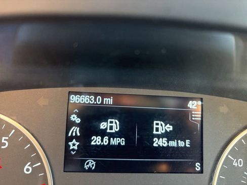 Used 2020 Ford EcoSport SE w/ SE Convenience Package image 27