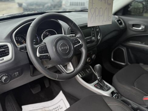 Used 2018 Jeep Compass Sport image 10