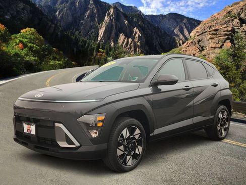 Used 2024 Hyundai Kona SEL AWD/4WD image 5