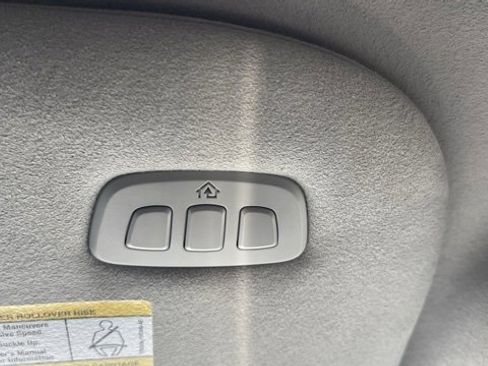 Used 2022 Lincoln Navigator L Black Label image 24