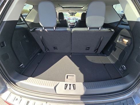 Used 2025 Ford Explorer Active w/ Active Comfort Package image 30