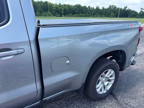Used 2025 Chevrolet Silverado 1500 LT AWD/4WD image 19
