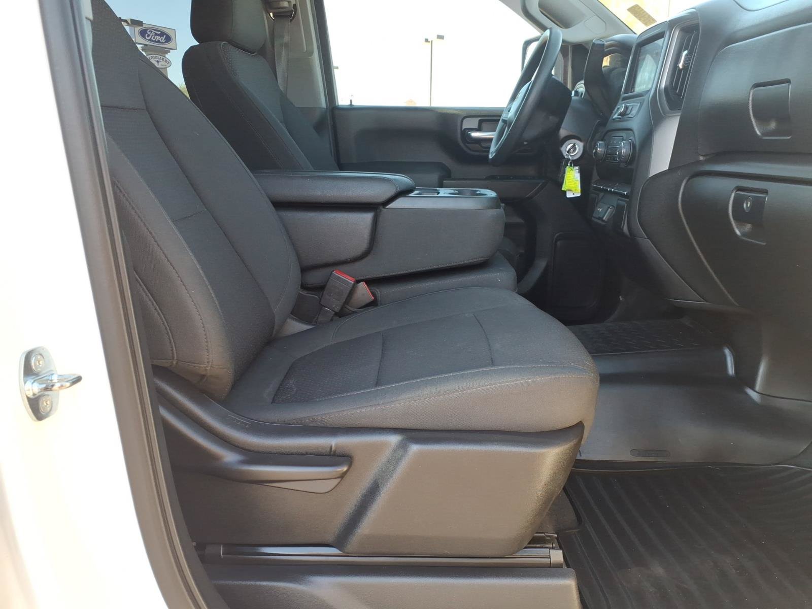 Used 2023 Chevrolet Silverado 2500 Custom AWD/4WD image 11
