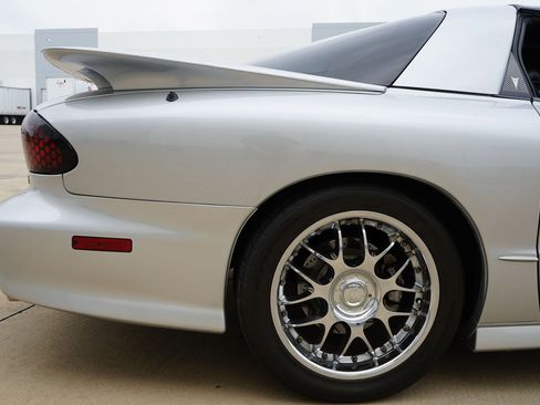 Used 2000 Pontiac Firebird Formula w/ Security Pkg image 36