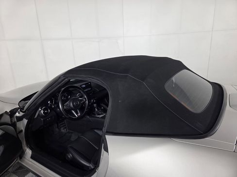 Used 2022 MAZDA MX-5 Miata Grand Touring RWD image 25