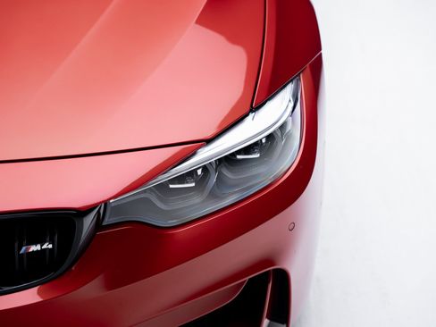 Used 2018 BMW M4 Coupe image 11