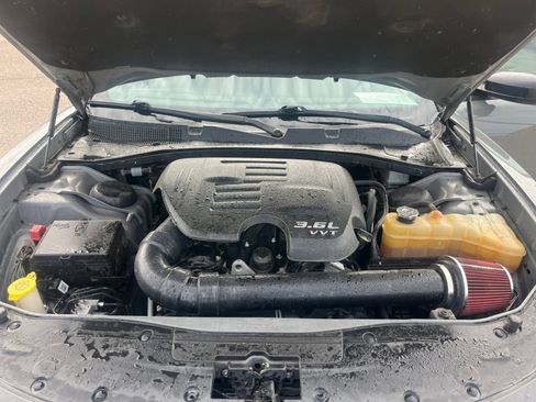 Used 2017 Dodge Charger SE w/ Blacktop Package image 21