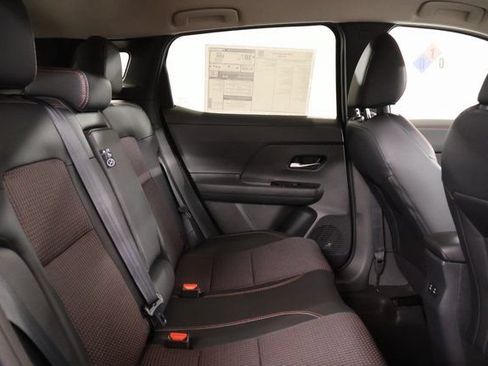 New 2026 Nissan Kicks SR AWD/4WD image 27