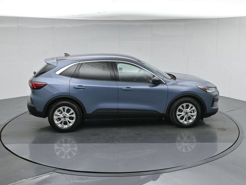 Used 2023 Ford Escape Active FWD image 40