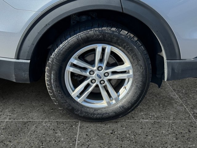 Used 2022 Ford Explorer XLT AWD/4WD image 11