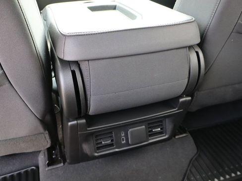 Used 2023 GMC Sierra 1500 Elevation image 39