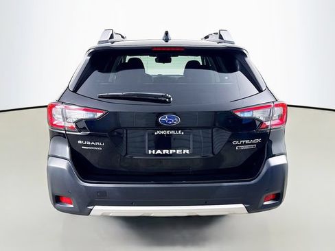 Used 2024 Subaru Outback Touring AWD/4WD image 8
