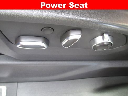 Used 2024 GMC Sierra 2500 Denali Ultimate AWD/4WD image 31