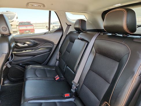 Used 2022 GMC Terrain AT4 w/ Tech Package AWD/4WD image 10