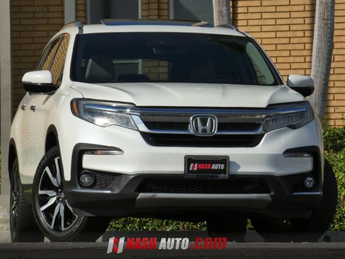 Used 2019 Honda Pilot Touring image 1