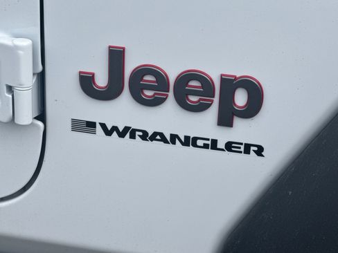 New 2026 Jeep Wrangler Unlimited Rubicon image 25