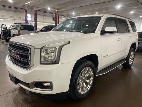 Used 2015 GMC Yukon SLE image 7