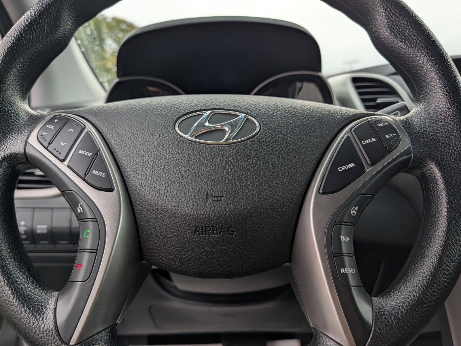 Used 2013 Hyundai Elantra GT FWD image 29