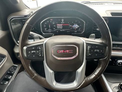 Used 2025 GMC Sierra 1500 SLT w/ SLT Convenience Package AWD/4WD image 12