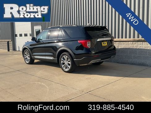 Used 2023 Ford Explorer XLT w/ Equipment Group 202A image 3