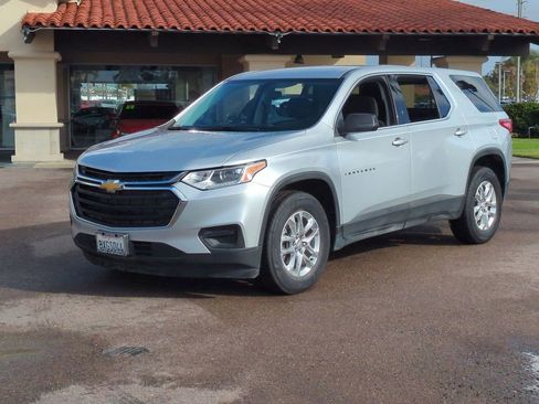 Certified 2021 Chevrolet Traverse LS w/ LPO, Floor Liner Package FWD image 1