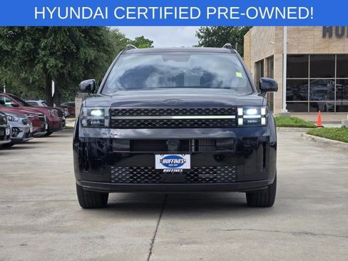 Used 2025 Hyundai Santa Fe Calligraphy AWD/4WD image 2