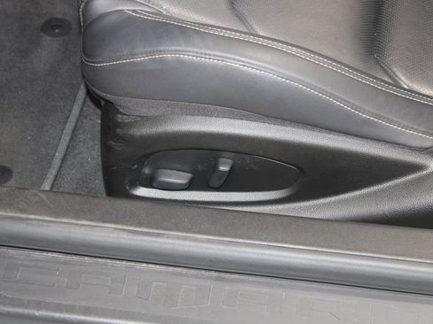 Used 2022 Chevrolet Camaro LT w/ LPO, Ground Effects Package image 21