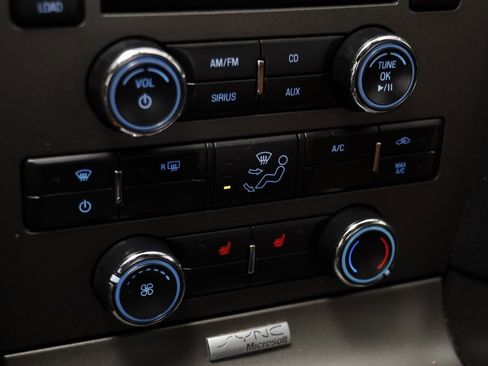 Used 2013 Ford Mustang GT Premium w/ Comfort Pkg image 10