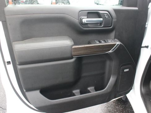 Used 2021 Chevrolet Silverado 1500 LT Trail Boss w/ Convenience Package II image 13