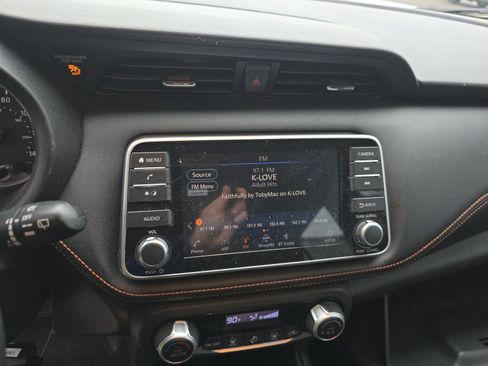 Used 2020 Nissan Kicks SR image 12