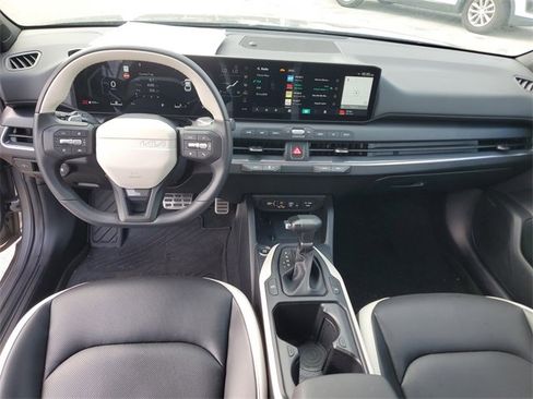Certified 2025 Kia K4 GT-Line Turbo image 12