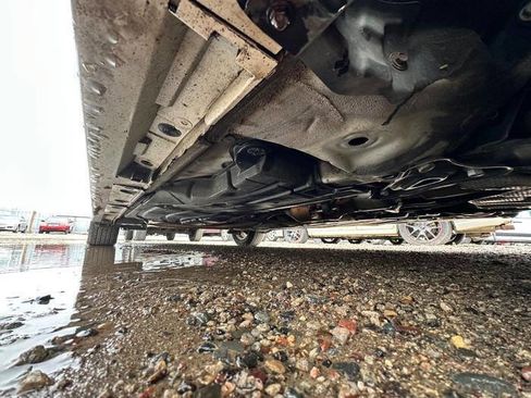 Used 2011 Toyota Prius Two FWD image 18