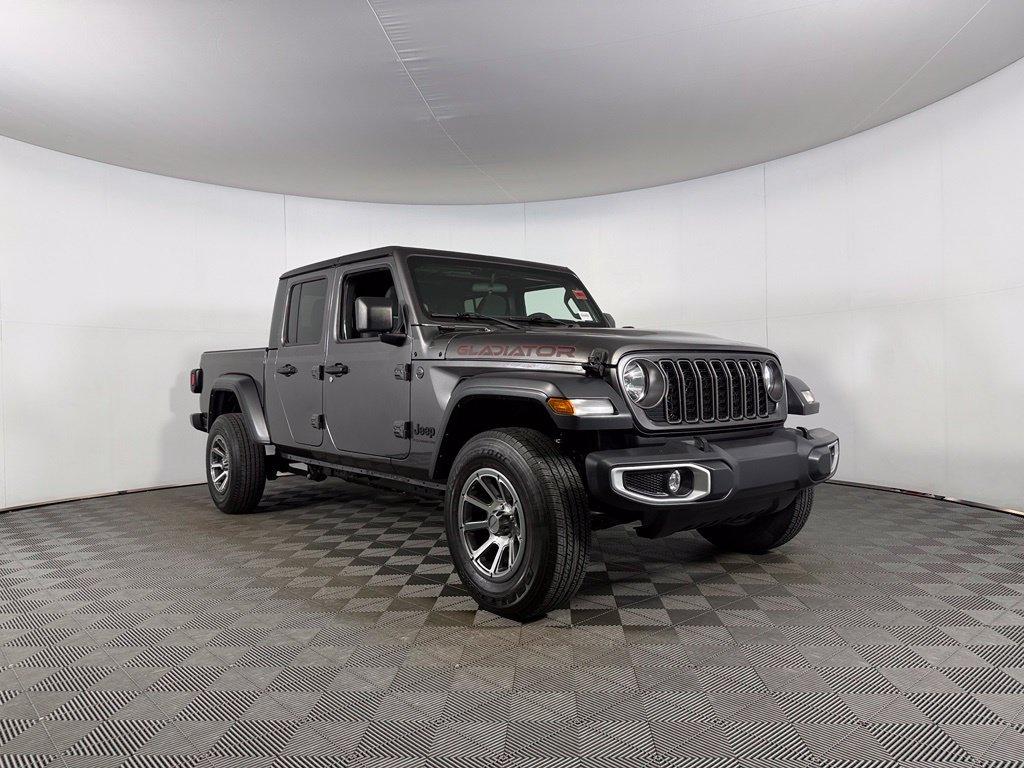 Certified 2024 Jeep Gladiator Sport AWD/4WD image 5