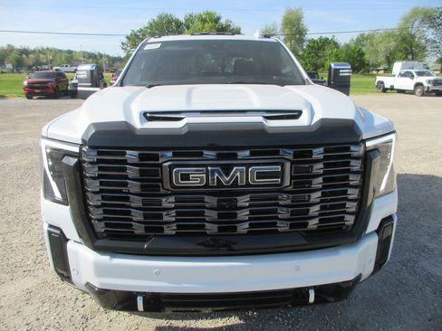 New 2026 GMC Sierra 2500 Denali Ultimate w/ Max Trailering Package AWD/4WD image 11