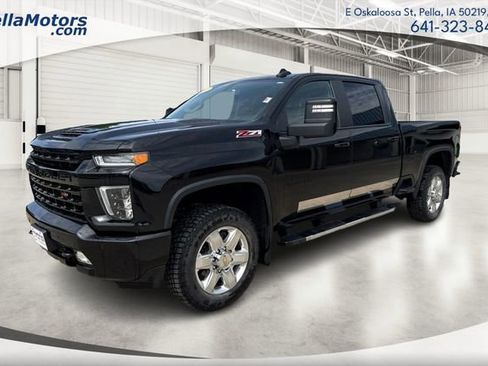 Used 2022 Chevrolet Silverado 2500 LT w/ Midnight Edition AWD/4WD image 8