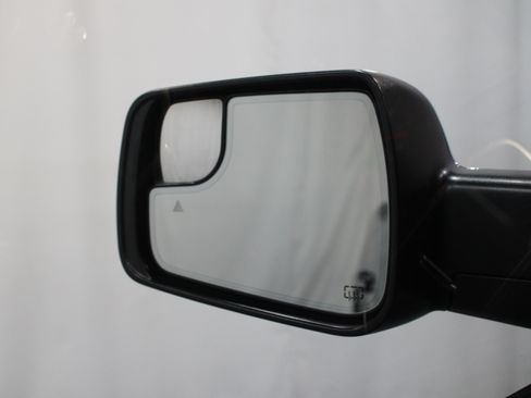Used 2019 RAM 1500 Limited AWD/4WD image 10