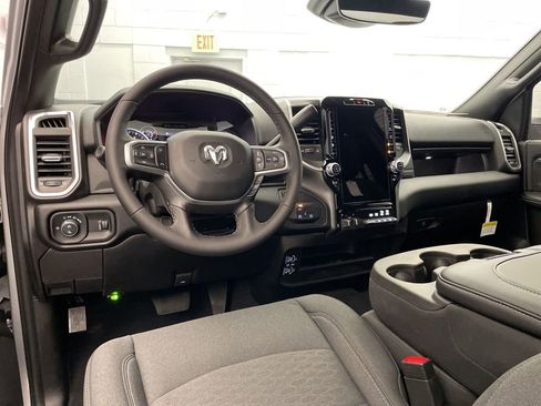 New 2026 RAM 3500 Big Horn AWD/4WD image 14