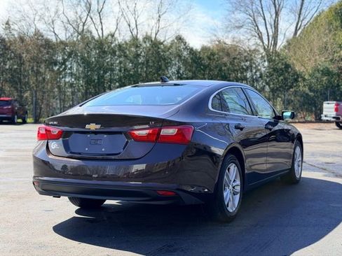 Used 2016 Chevrolet Malibu LT image 3