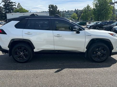 Certified 2019 Toyota RAV4 XSE AWD/4WD image 4