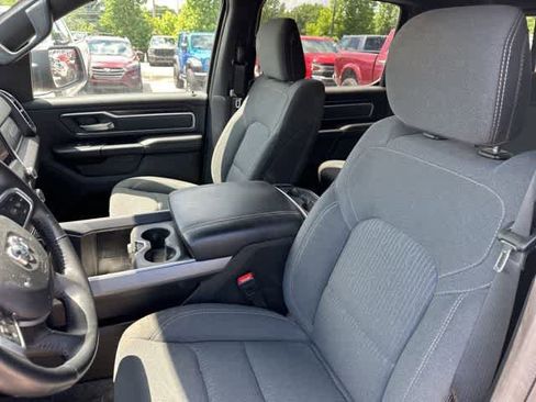 Used 2022 RAM 1500 Big Horn AWD/4WD image 4
