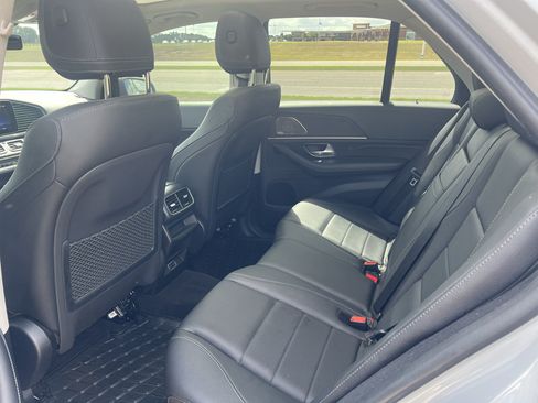 Used 2024 Mercedes-Benz GLE 450 4MATIC image 17