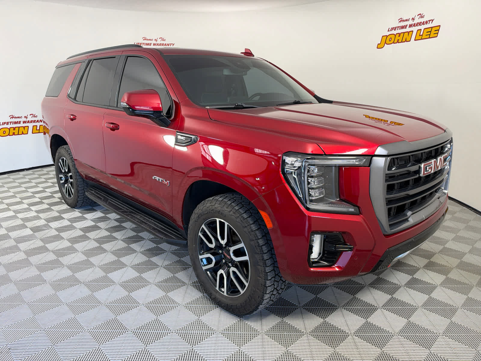 Used 2024 GMC Yukon AT4 AWD/4WD image 8
