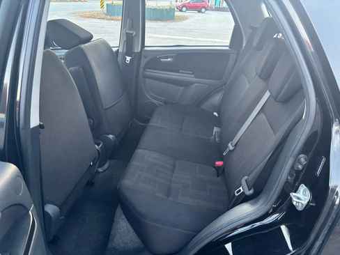 Used 2010 Suzuki SX4 AWD Hatchback image 19