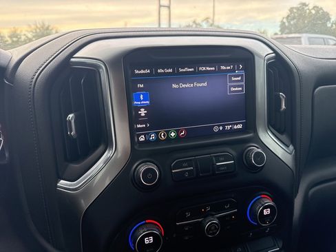 Used 2021 Chevrolet Silverado 1500 LT Trail Boss w/ Convenience Package II image 16