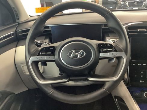 Used 2023 Hyundai Tucson Limited AWD/4WD image 11