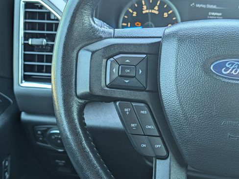 Used 2017 Ford F150 XLT w/ Equipment Group 302A Luxury image 23