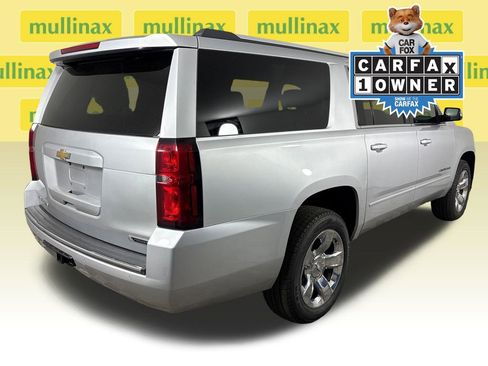 Used 2018 Chevrolet Suburban Premier image 4